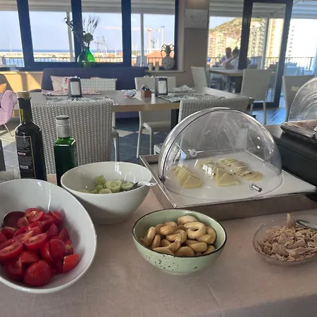 Отель Al Faro