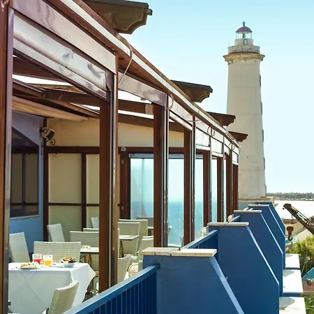 Al Faro Отель Ликата